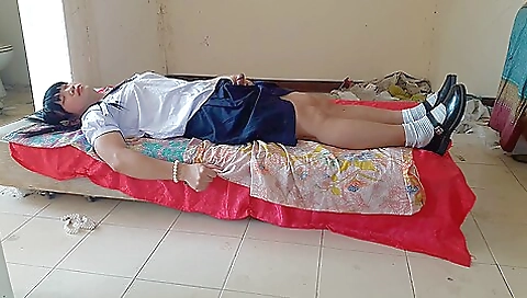 School girl gets naked outdoors and does a workout