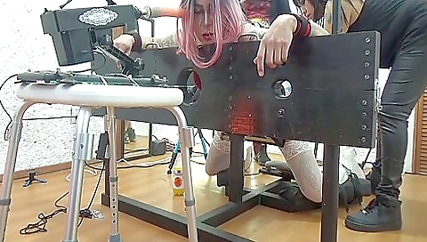 Pussy in bondage and a tight dick in the bondage show