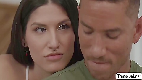 Deep throat fuck of a brunette in bareback porn video